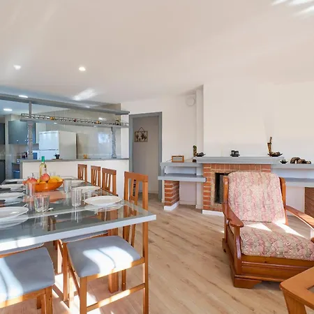 2 Tor-18 Holiday home